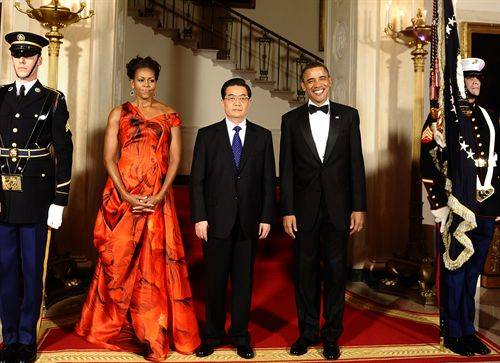 Michelle Obama deslumbra en Cena Presidencial