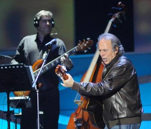 Joan Manuel Serrat hace vibrar Quito