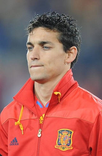 Relacionan a Jesús Navas con el Arsenal