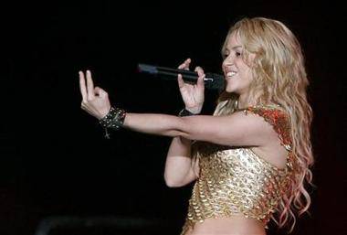 Shakira vuelve locos a sus fans en Madrid