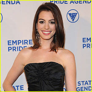 Anne Hathaway podría incursionar en el género de ciencia ficción Anne Hathaway podría incursionar en el género de ciencia ficción