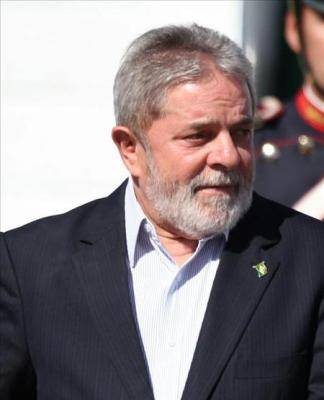 Lula admite la posibilidad de ser candidato a las presidenciales de 2014