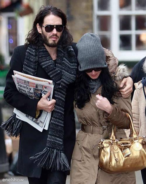 Russell Brand y Katy Perry locos por sus gatos