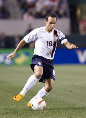 Donovan es elegido el mejor jugador del partido Estados Unidos Vs. Eslovenia