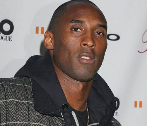 Kobe Bryant primer atleta en Teatro Chino