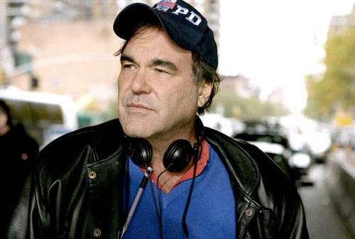 Oliver Stone recibe premio en festival de cine de EEUU