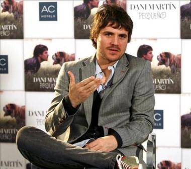 Dani Martin habla de su nuevo trabajo 'Pequeño'
