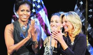 Sarah Jessica Parker ayuda a Michelle Obama en campaña demócrata