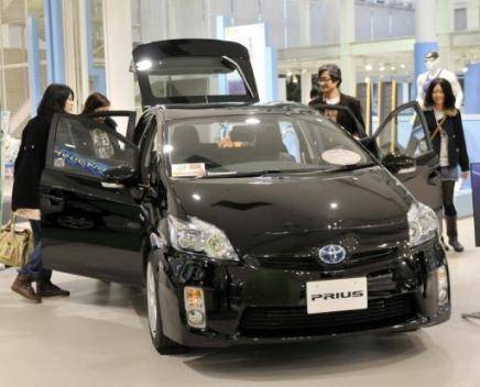 Toyota retira del mercado 1,5 millones de vehículos por un problema de frenos Toyota retira del mercado 1,5 millones de vehículos por un problema de frenos