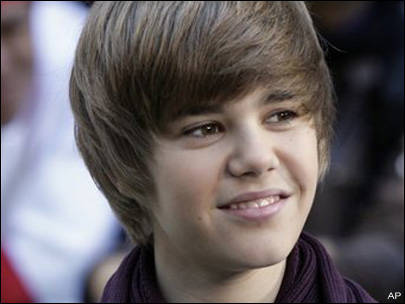 Justin Bieber es el Rey del Youtube, Twitter y Facebook