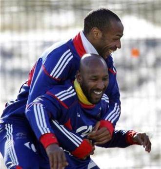 Thierry Henry y Nicolas Anelka aún deben renunciar a las primas del Mundial