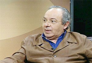 LA DEMOCRACIA TIENE INGENUIDADES QUE PUEDEN APROVECHAR LOS NO DEMÓCRATAS LA DEMOCRACIA TIENE INGENUIDADES QUE PUEDEN APROVECHAR LOS NO DEMÓCRATAS