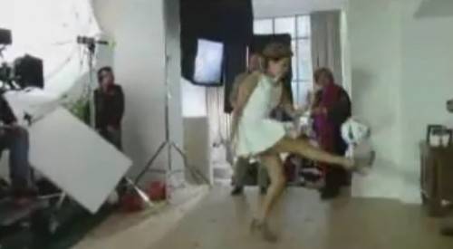 Vídeo: Sylvie van der Vaart demuestra sus habilidades con el balón