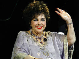 Elizabeth Taylor cumple una semana en el hospital