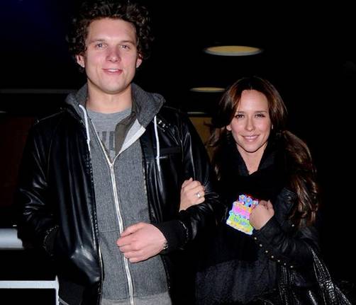 Jennifer Love Hewitt celebra sus 32 años