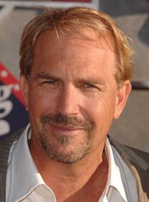 Kevin Costner podría ser el padre adoptivo del nuevo Superman