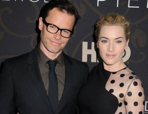 Kate Winslet luce espectacular en estreno de 'Mildred Pierce'