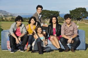Día de la Tierra: Miley Cyrus, Jonas Brothers, Selena Gómez y Demi Lovato interpretan 'Send It On'