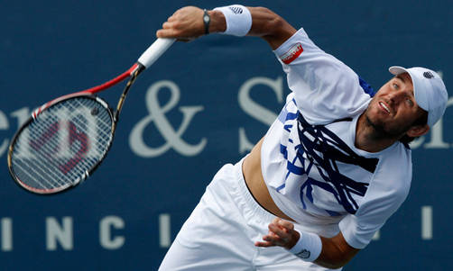 Masters de Cincinnati: Roger Federer y Fish definen en el tercer set