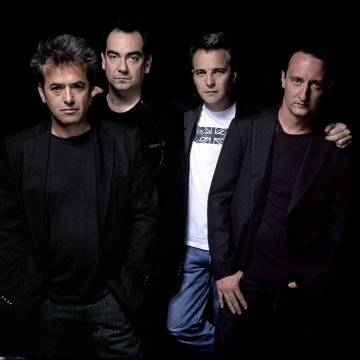 Hombres G y Enanitos Verdes cantan juntos en México