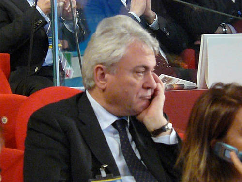 Italia: Ministro allegado a Silvio Berlusconi dimite an plena audiencia, ante un juez Italia: Ministro allegado a Silvio Berlusconi dimite an plena audiencia, ante un juez