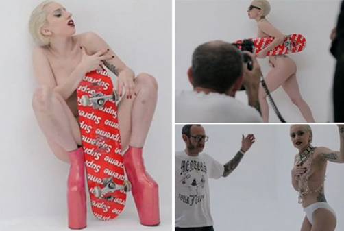 Lady Gaga se desnuda