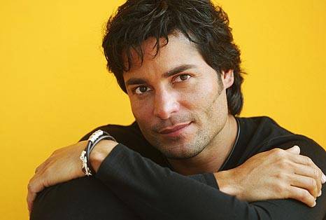 Festival de Viña del Mar 2011: Chayanne llega a Chile