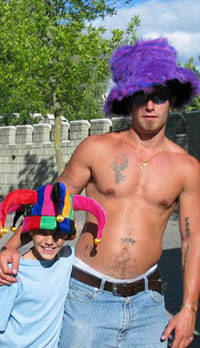 Justin Bieber aprendió a conducir gracias a su padre Jeremy Bieber