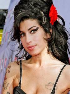 Amy Winehouse niega estar embarazada Amy Winehouse niega estar embarazada