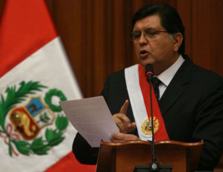 MENSAJE PRESIDENCIAL Y FUERZAS ARMADAS MENSAJE PRESIDENCIAL Y FUERZAS ARMADAS