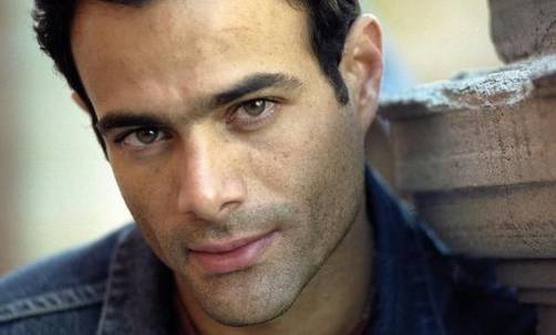 Luis Roberto Guzmán se enfada por pregunta sobre homosexualidad