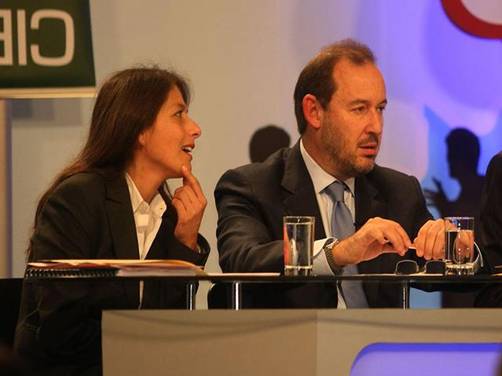 Vocera de Fuerza 2011 se reunió con Vladimiro Montesinos