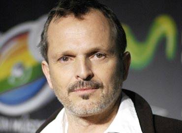 Miguel Bosé dijo que el gobierno chileno hizo del rescate de mineros un show