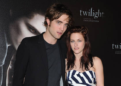 Kristen Stewart y Robert Pattinson en escenas sensuales para Amanecer
