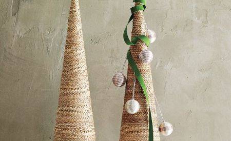 Cómo hacer un árbol de Navidad con hilo de yute