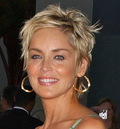 Sharon Stone consigue orden de alejamiento