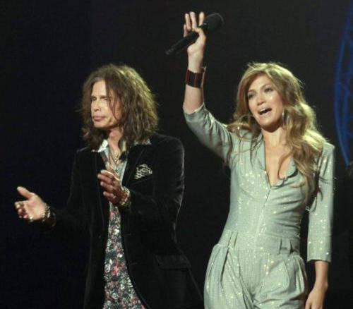 Steven Tyler encantado con Jennifer Lopez