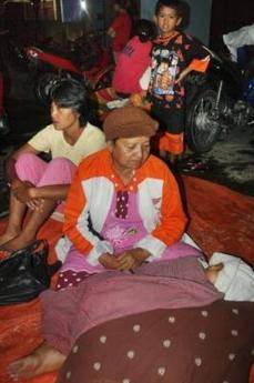 Levantada la alerta de tsumani tras el sismo de 7,5 frente a la costa indonesia