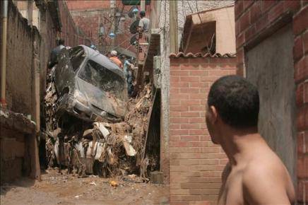 Venezuela: Dos fallecidos y cientos de familias afectadas por las lluvias