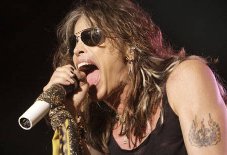 Steven Tyler rechaza invitación de Led Zepellin