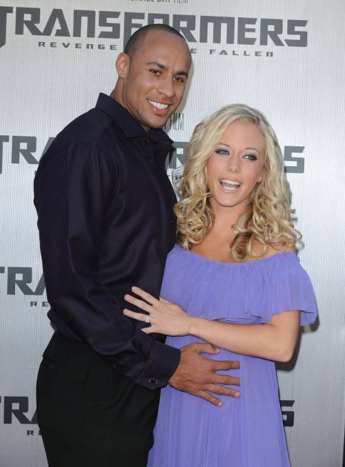 Esposo de Kendra Wilkinson no se molesta por el video porno de su mujer