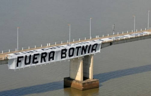 Los ambientalistas de nuevo en la brega: bloquean frontera entre Argentina y Uruguay