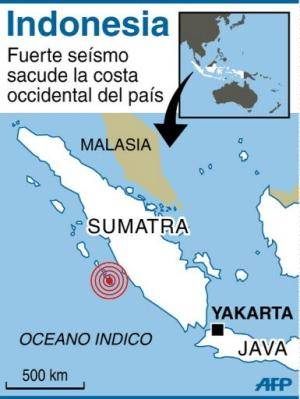 Indonesia: Poderoso terremoto deja 108 muertos y 500 desaparecidos