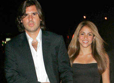Shakira no quiere casarse pero sí tener hijo de De La Rúa Shakira no quiere casarse pero sí tener hijo de De La Rúa