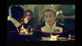 ¿Por qué Donovan es confrontado en un bar mexicano? ¿Por qué Donovan es confrontado en un bar mexicano?