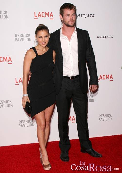 Elsa Pataky y Chris Hemsworth en la inauguración de pabellón Resnick en Los Ángeles