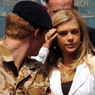 El Príncipe Harry y su novia Chelsy Davy rompen definitivamente