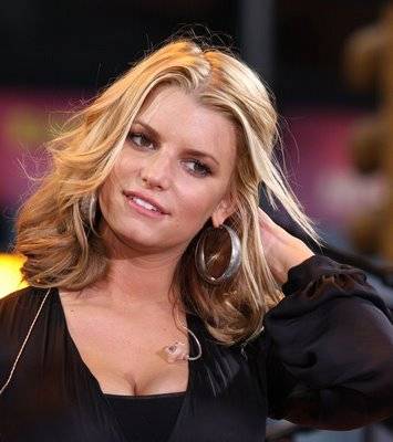 Jessica Simpson dice que es una nueva mujer y esta pensando en casarse
