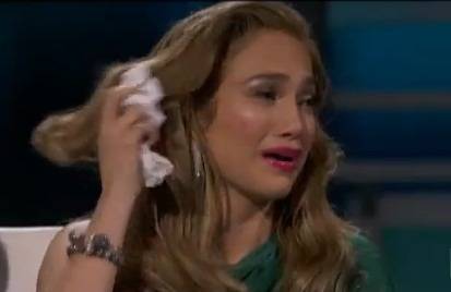 Jennifer López llora en 'American Idol'