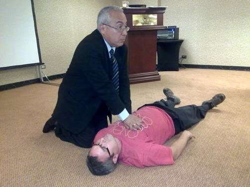 Asociados del Sheraton Lima recibieron curso sobre el uso y manejo de Desfibriladores en caso de Emergencia